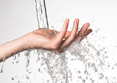 Installation d’adoucisseurs d’eau à Mondrepuis. Protégez vos canalisations et appareils du calcaire. Intervention rapide dans un rayon de 30 km.